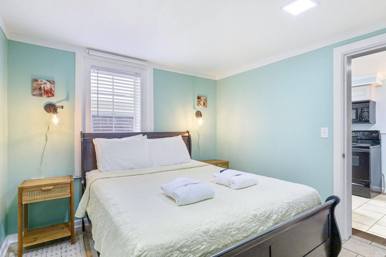 23 Center St - Sunny Side Down - Downstairs Apartment 폴리 비치 외부 사진
