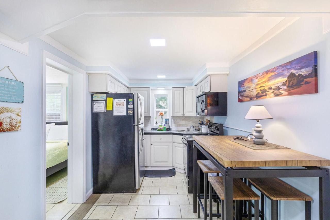 23 Center St - Sunny Side Down - Downstairs Apartment 폴리 비치 외부 사진